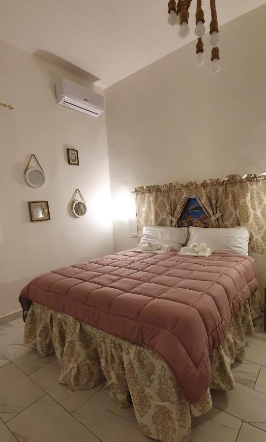 مبيت وإفطار نابولي La Maison Di Wanda المظهر الخارجي الصورة